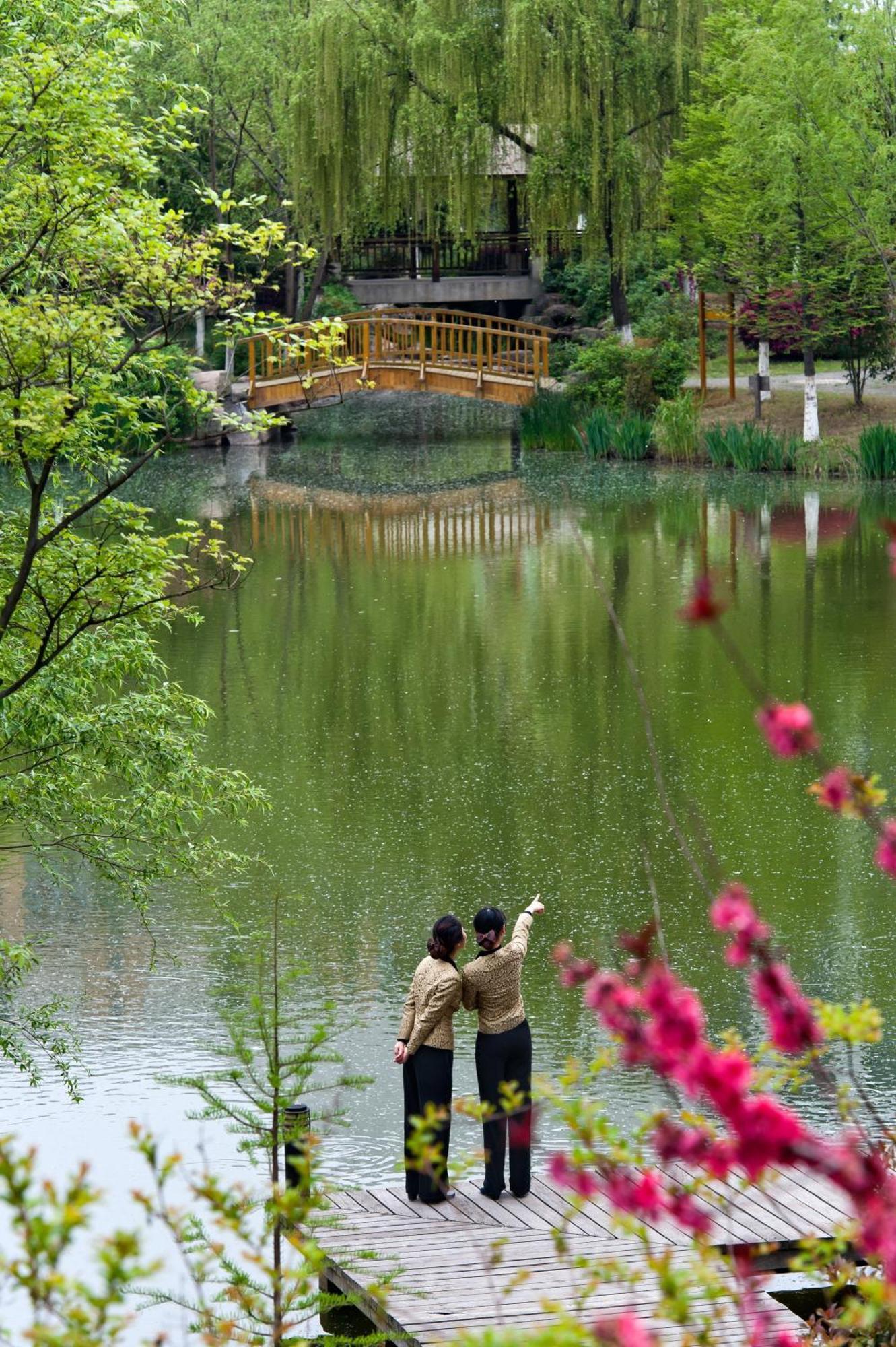 Jinling Riverside Hotel Nankin Zewnętrze zdjęcie